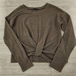 Very J Women's Long Sleeve Tan Colored Waist Length Top - sz small